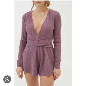 URBAN OUTFITTERS• out from under Hanna twist front romper